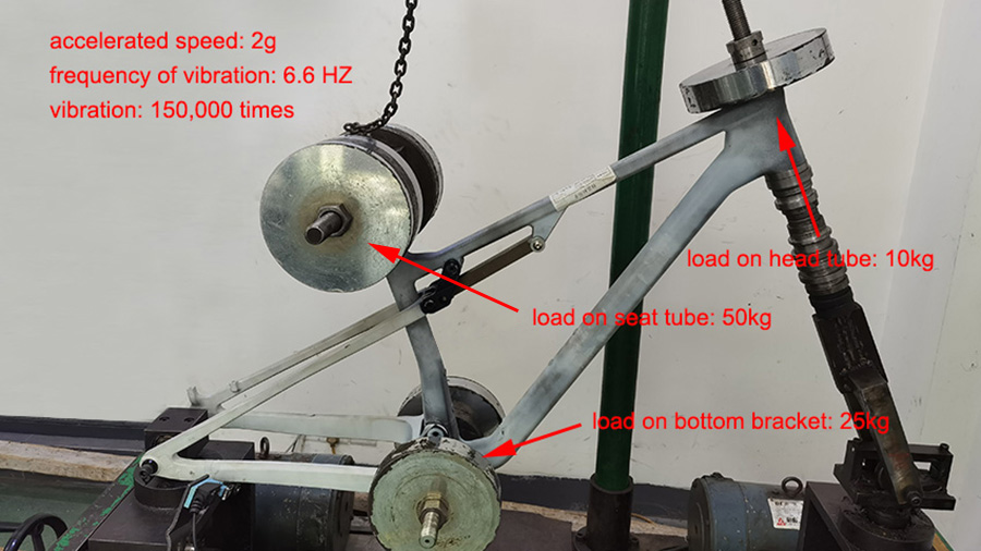 Vibrationstest för Bike Frame full suspension XC